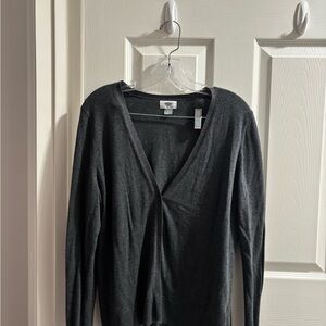 Old Navy Gray V-Neck Sweater Classic Knit